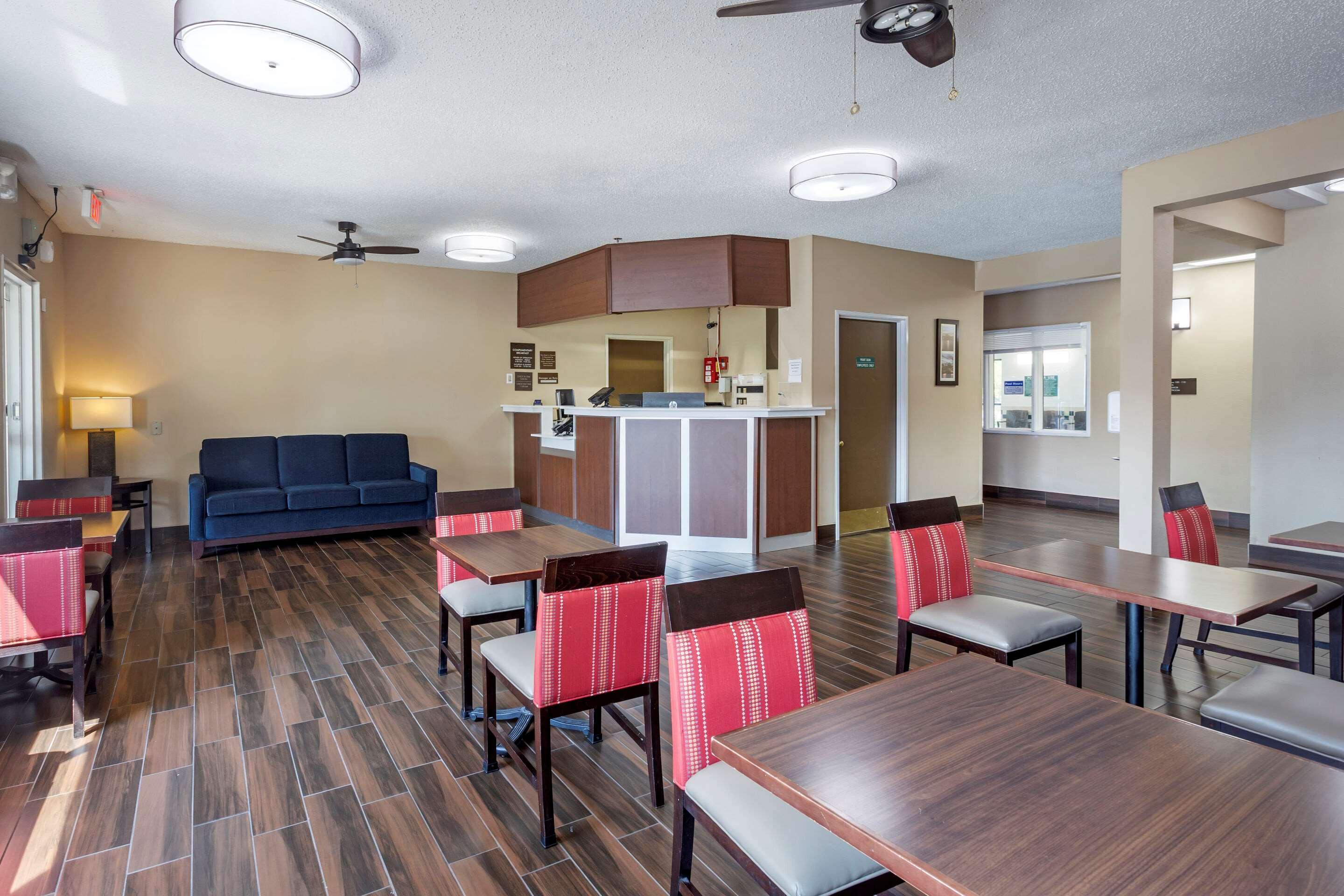 Comfort Inn Rockford Near Casino District Buitenkant foto