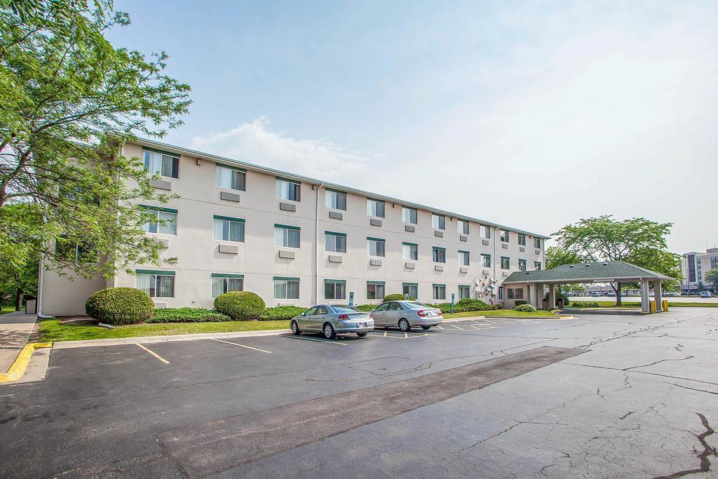 Comfort Inn Rockford Near Casino District Buitenkant foto